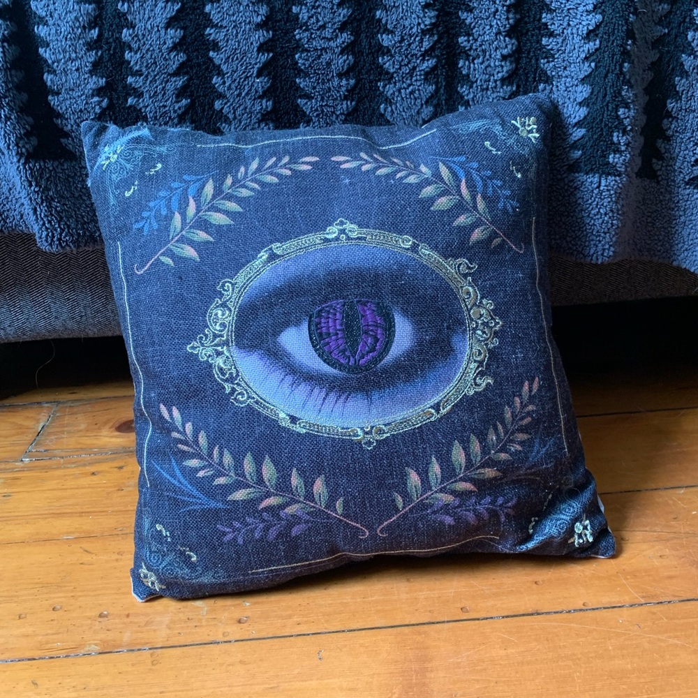 Mystic Eye Decorative Throw Pillow